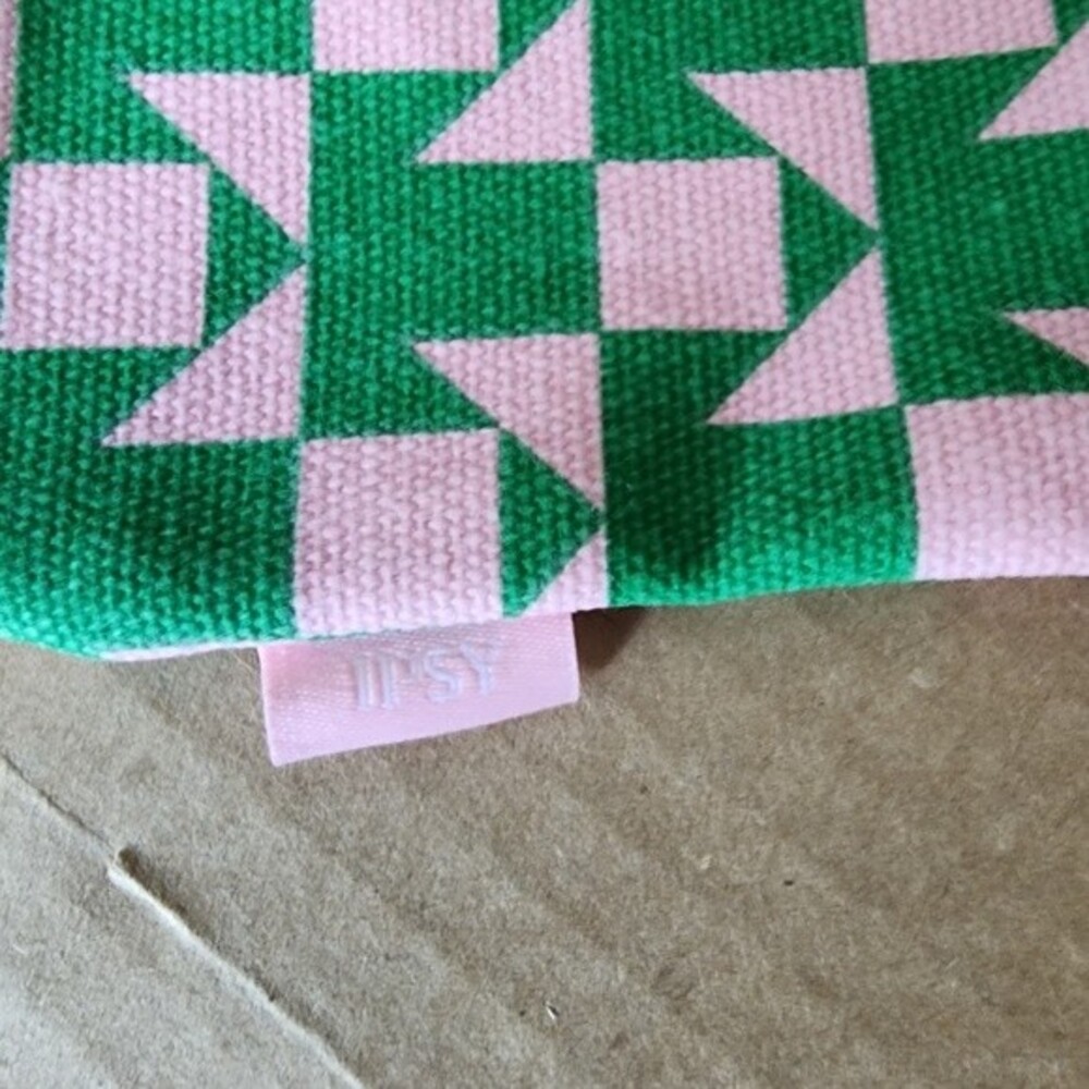 Ipsy Tassel Pouch Zippered Cosmetic Bag Geometric Green & Soft Pink Toiletries - Picture 6 of 10